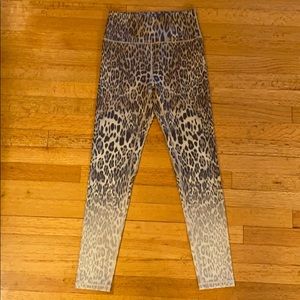 Soft and Sleek cheetah print leggings!